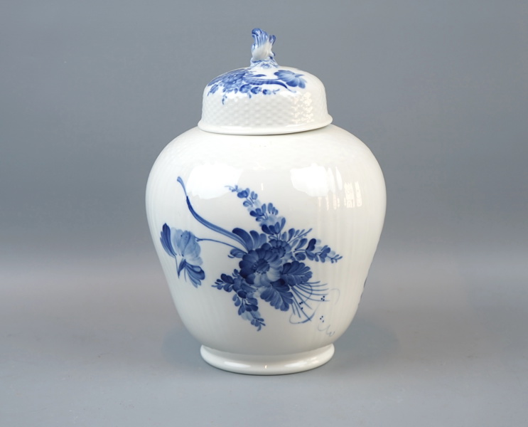 Lockurna, porslin, ''Blå blomst'', Royal Copenhagen.