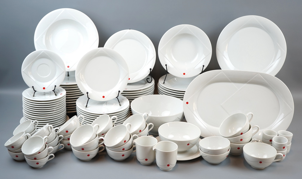 Birgitta Watz, servis,  129 delar, porslin, ''Quattro Rosso'', Rörstrand.