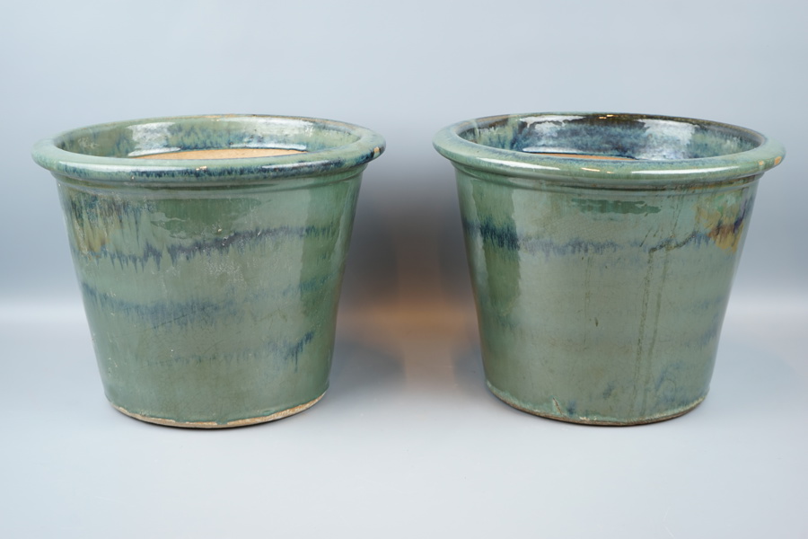 Krukor, ett par, keramik.