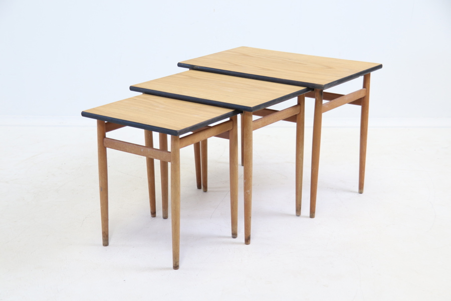 Satsbord, 3 delar, trä.