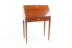 Snedklaffssekretär, mahogny.