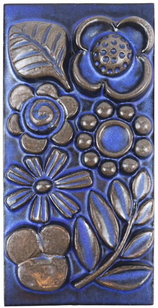 Berit Ternell, väggrelief, keramik, ''Fleur'', Upsala-Ekeby.