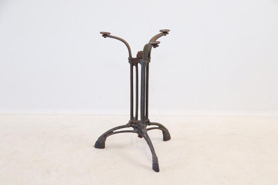 Bordsstomme, gjutjärn.