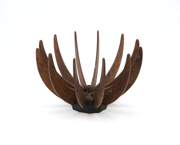 Jenni & Andreas Kullaro, fruktskål, trä/sten.