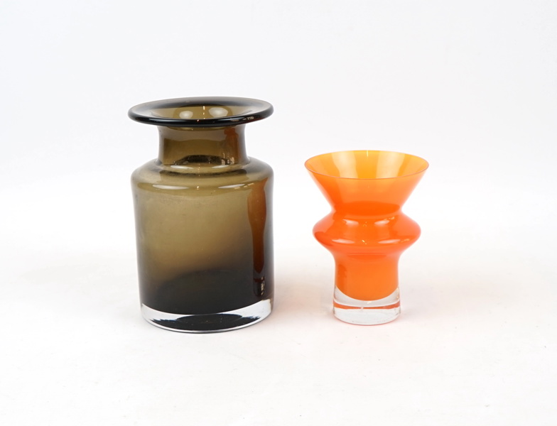 Bengt Edenfalk och Bo Bergström, vaser, 2 st, glas, en signerad.