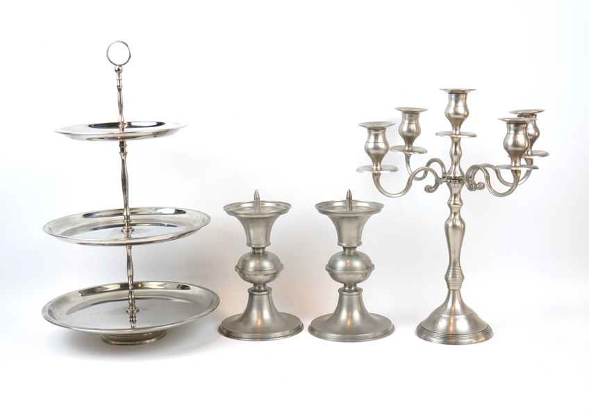 Kandelaber, ljusstakar m.m, 4 delar, tenn/metall.