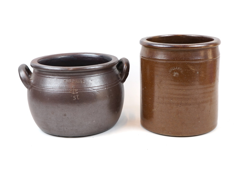 Krus, 2 st, stengods, 5L, Höganäs och Wallåkra.