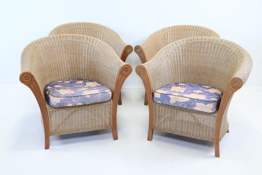 Fåtöljer, 4 st, rotting/trä.