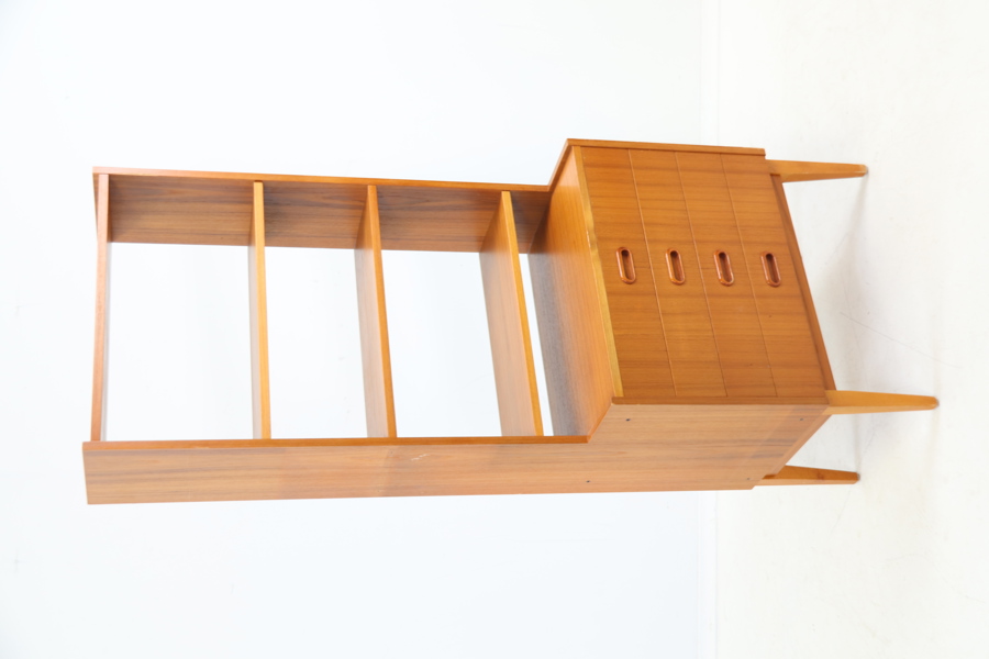 Hylla med 4 lådor, teak, 1900-talets andra hälft.