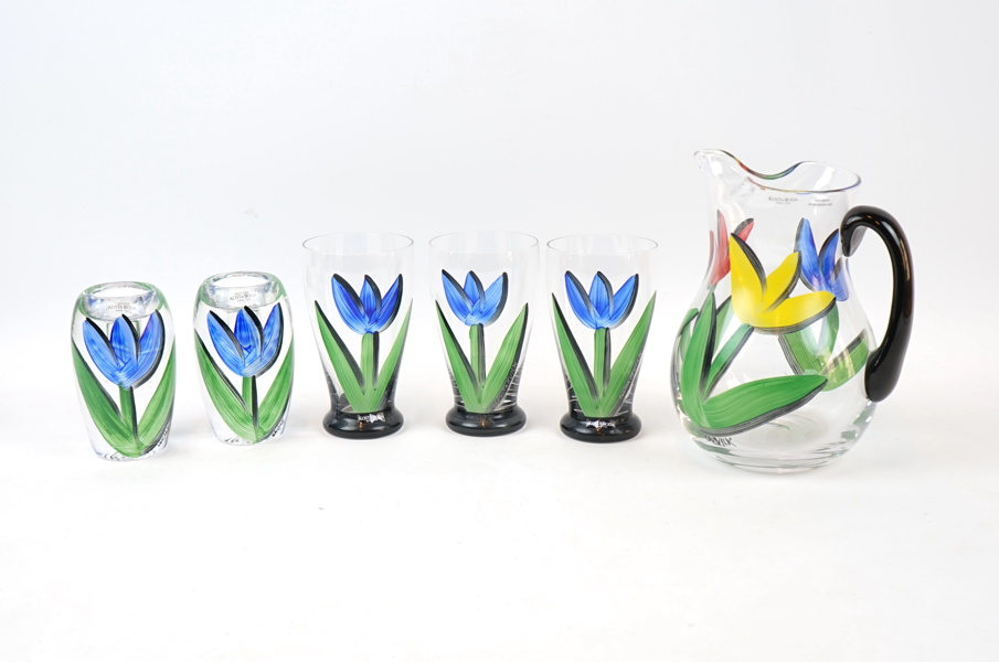 Ulrica Hydman-Vallien, Kanna, glas och ljusstakar, 6 delar, glas, ''Tulipa'', Kosta Boda.