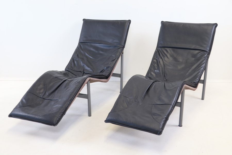 Tord Björklund, vilfåtöljer, ett par, skinn/metall, "Skye", IKEA, 1900-talets andra hälft.
