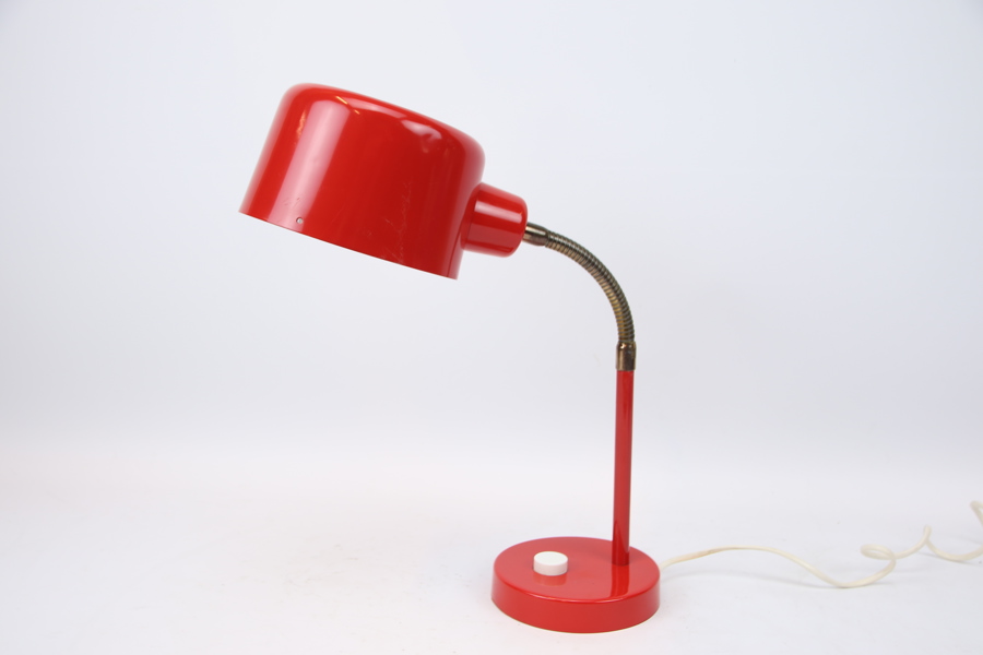 Bordslampa, metall, ställbar, Elidu, 1900-talets andra hälft.