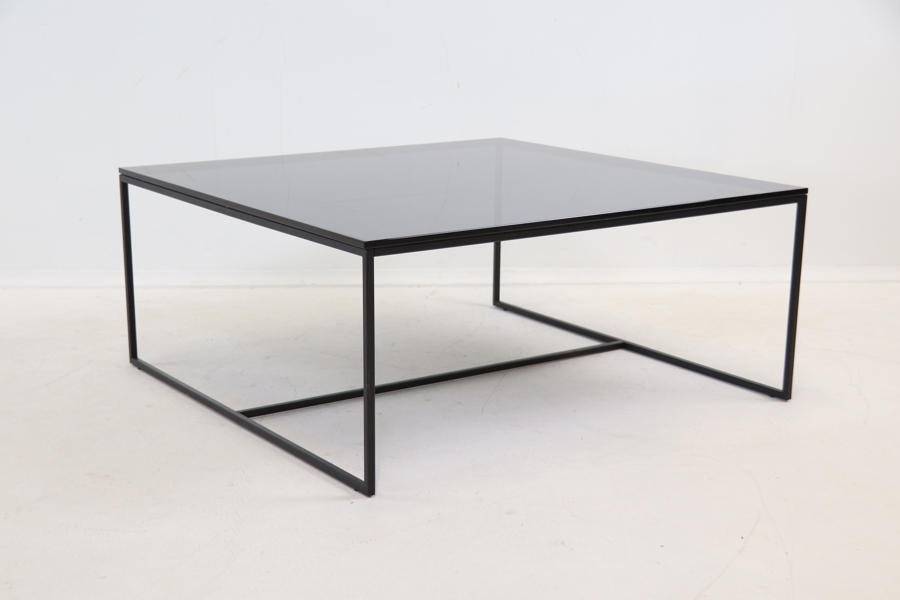 Soffbord, glas/metall.
