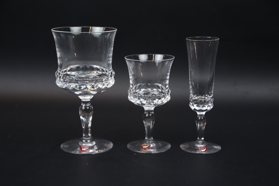 Ingeborg Lundin, glasservis, 40 delar, "Silvia", Orrefors.