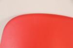 Piero Lissoni, bord, trä/metall, Fritz Hansen, samt stol, plast/textil/metall.
