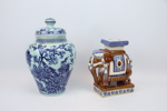 Lockurna, Blue Hortensia, samt piedestal, keramik.