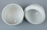 Björn Wiinblad, burk med lock, porslin, ''Romanze'', Studio-linie, Rosenthal.