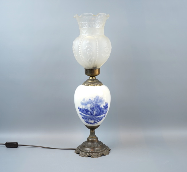 Bordslampa, glas/porslin.