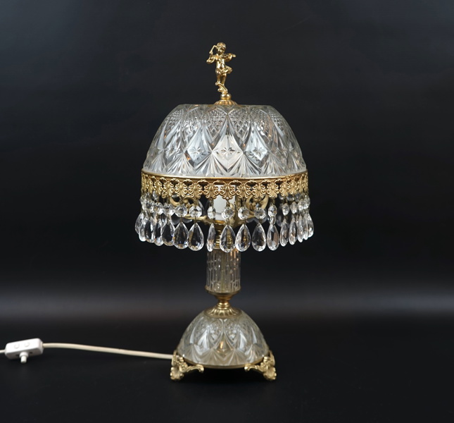 Bordslampa, glas/mässing.