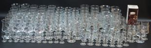 Per Lütken, glasservis, 99 delar, ''Danske Skibsglas'', Holmegaard, Danmark.
