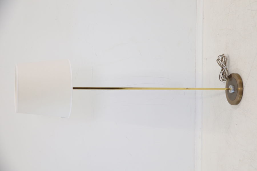 Golvlampa, metall.