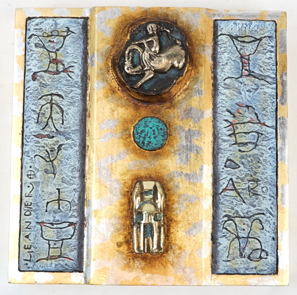 Mogens Leander, ''En duft af Byzans'', väggskulptur, keramik, signerad.