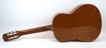 Akustisk gitarr, Cort AC70.