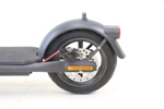 Elsparkcykel, Navee V40i Pro, samt laddare.