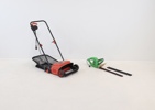 Gräsklippare, Black & Decker, samt häcksax, Do-it Garden M1E-3PK-510.