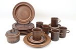 Kaffeservis, 13 delar, stengods, Ruska, Arabia.
