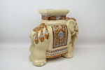 Piedestal, keramik, elefant.