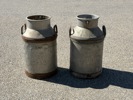 Mjölkkannor, 2 st, metall.
