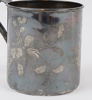 Mugg, silver, ciselerad dekor, Kina.