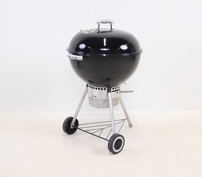 Klotgrill, Weber, samt tillbehör.