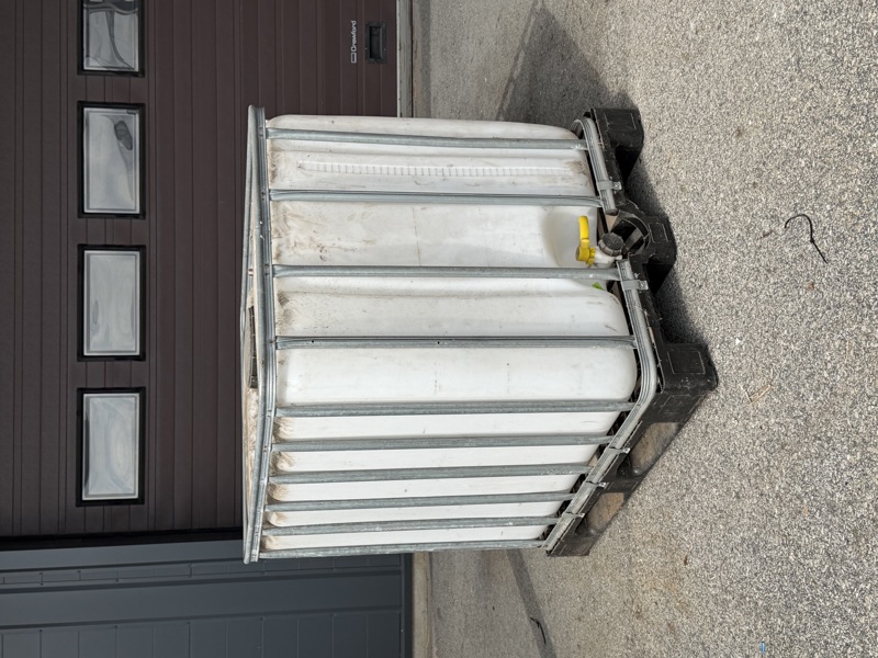 Behållare, 1000 liter.
