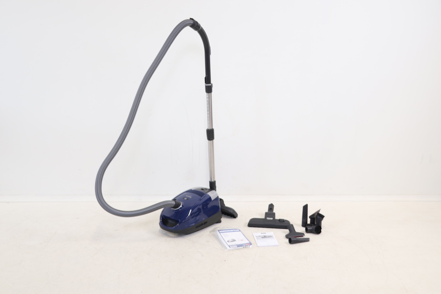 Dammsugare, Miele Compact C2, samt tillbehör.