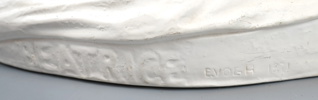 Oidentifierad konstnär, skulptur, gips, förställande Dantes musa Beatrice Portinari, signerad E. Vogh, 1871.