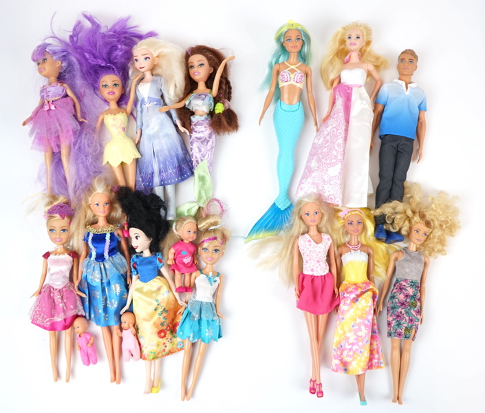 Dockor, ett parti, bl.a Barbie, Mattel.