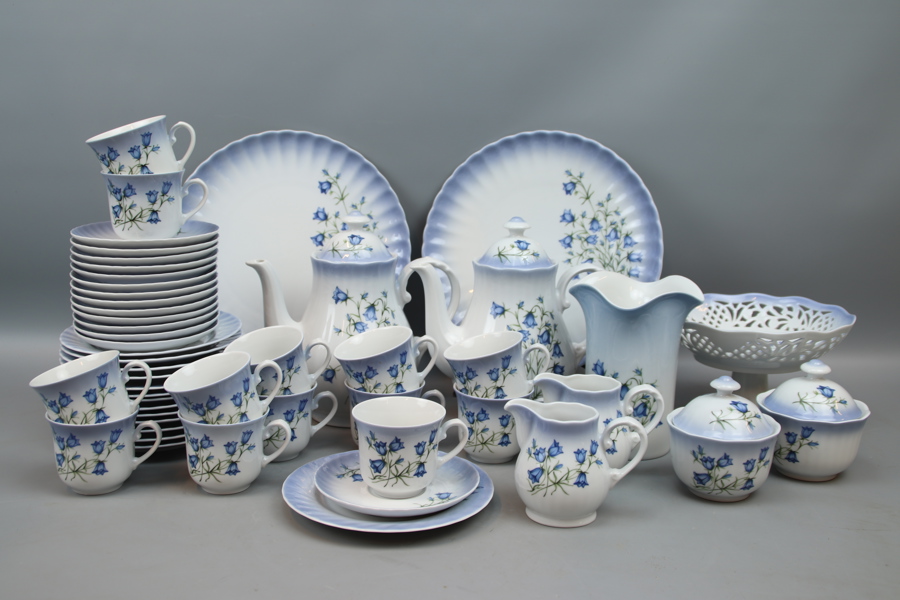 Kaffeservis, 37 delar, porslin, Svaneholm/Christineholm/Fyrklövern.