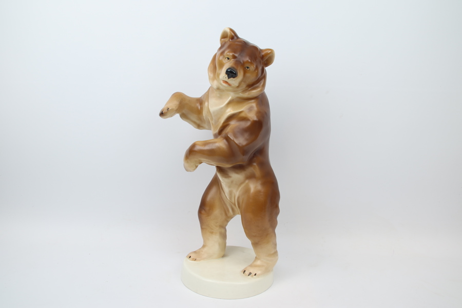 Figurin, björn. porslin, Royal Dux.