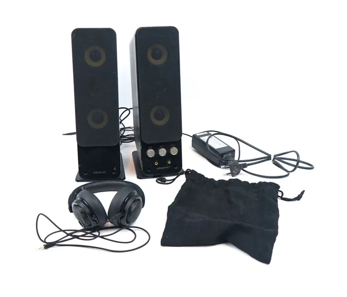 Högtalare och hörlurar, Creative Gigaworks T40 Series II och Philips Fidelio M2.