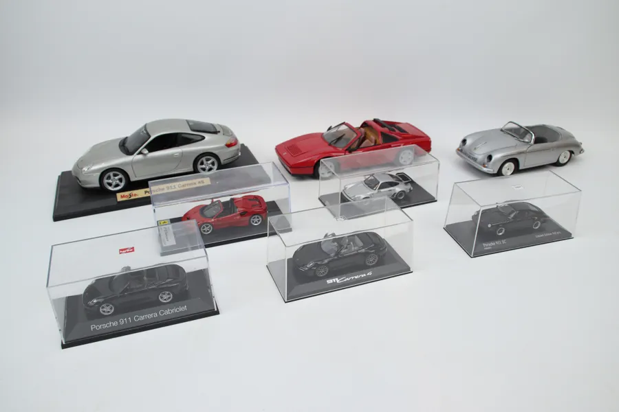 Samlarbilar, 8 st, metall, Porsche och Ferrari.