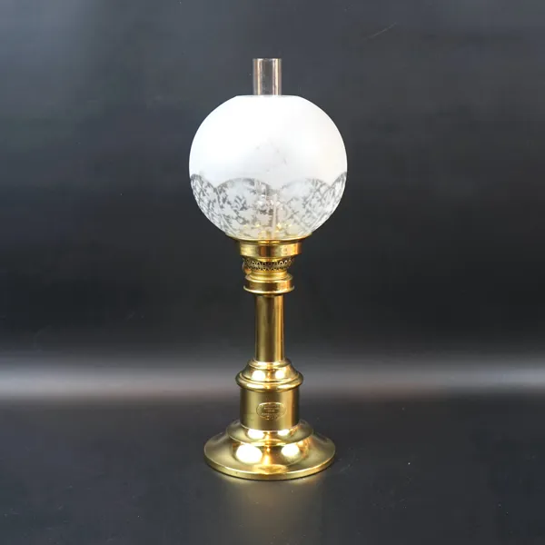 Fotogenlampa, mässing/glas, G.V. Harnisch Efterträdare.