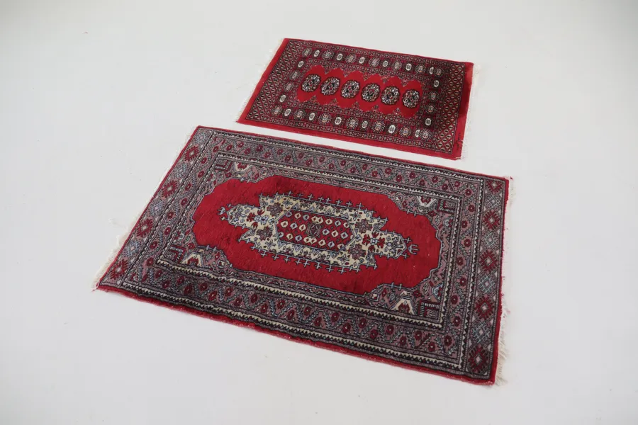 Mattor, 2 st, orientaliska, handknutna, ull.