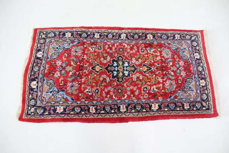 Matta, orientalisk, handknuten, ull.