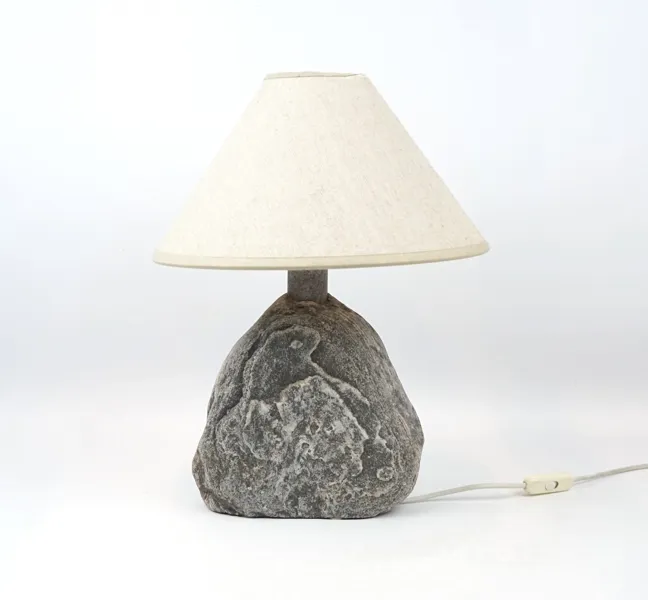 Bordslampa, sten, Svane Stone, Scandinavian Stone Light, Ateljé Lyktan AB, 1970-tal.