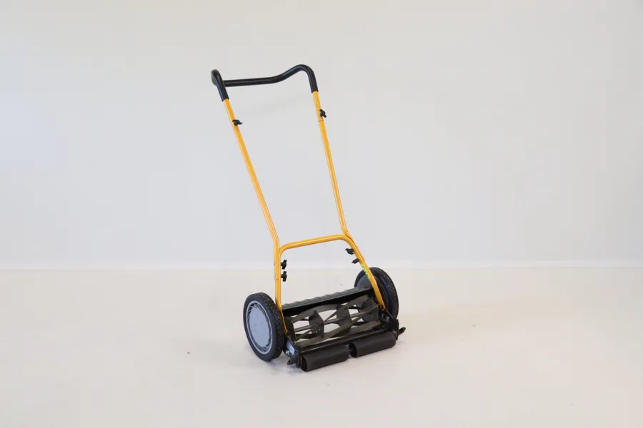 Manuell cylindergräsklippare, Stiga SCM 240 R.