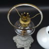 Bordsfotogenlampa, glas/metall.