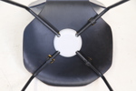 Arne Jacobsen, stolar, 4 st, trä/metall, "T-stolen", Fritz Hansen, Danmark.
