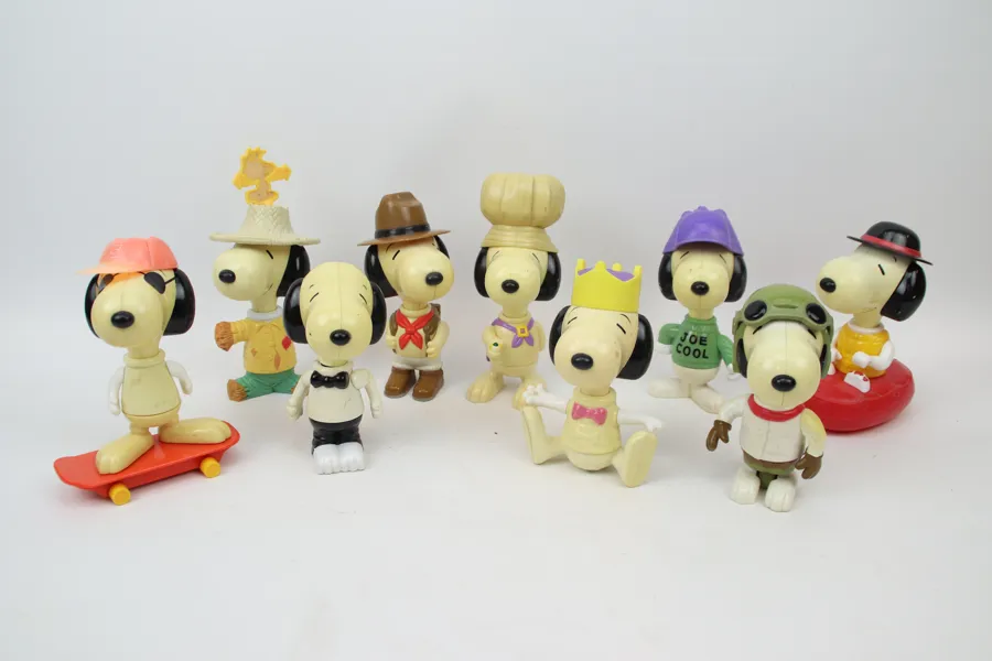 Snobbenfigurer, plast, McDonalds, år 2000.